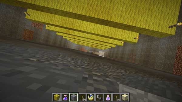 掘られた湧き層の周り